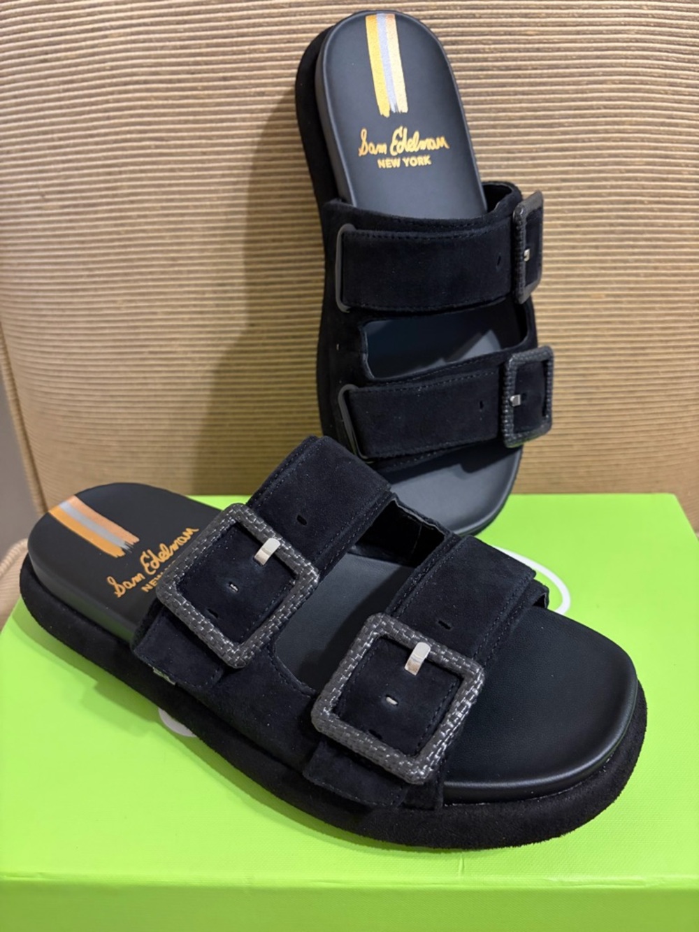 NWT Sam Edelman Women’s Kenzie Soft Footbed Slides/Sandals in Black Suede-Size 5